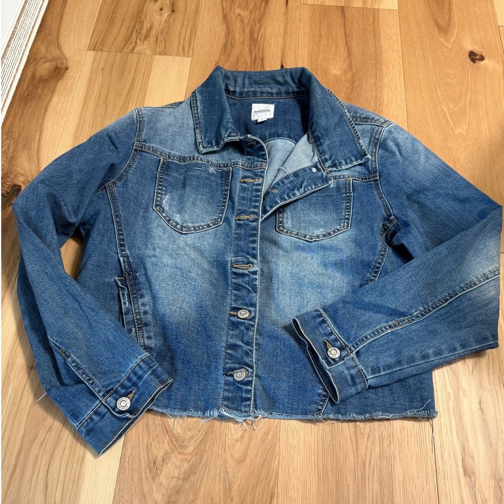 Kensie Cropped Denim Jacket Women Size L Blue Raw Hem Distressed Stretch Pockets